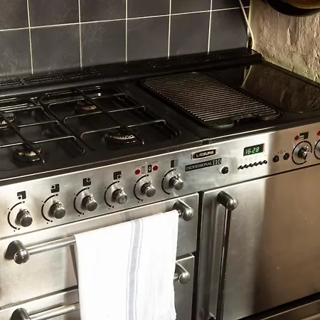 Comfortable And Cosy City Centre Flat Edimburgo