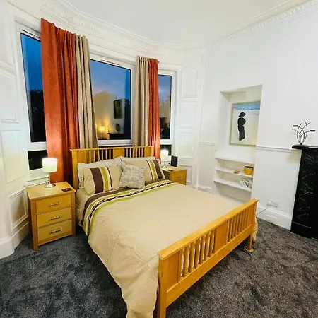 Lovely 2-bedroom Flat In Centre * Edinburg