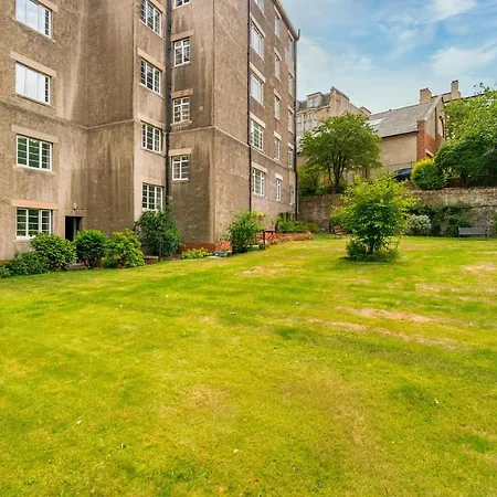 The Amazing Learmonth Court Near Stockbridge 3 Bedrooms Edinburgh