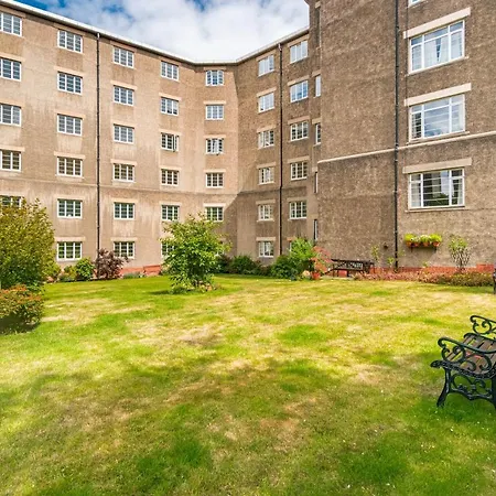 The Amazing Learmonth Court Near Stockbridge 3 Bedrooms