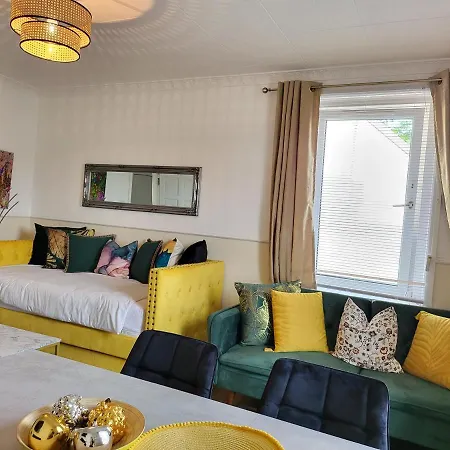 4 Bedrooms By Sensational Short Lets & Serviced Lejlighed Edinburgh