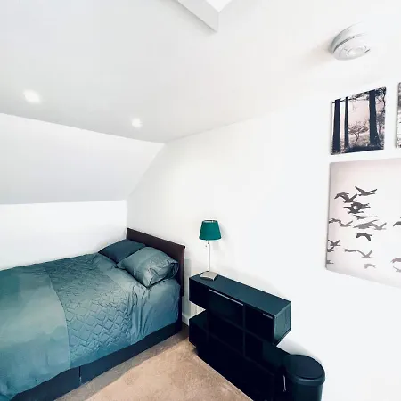 Сasa de vacaciones Pass The Keys Stunning 4bed House With Private Sauna In Centre Edimburgo