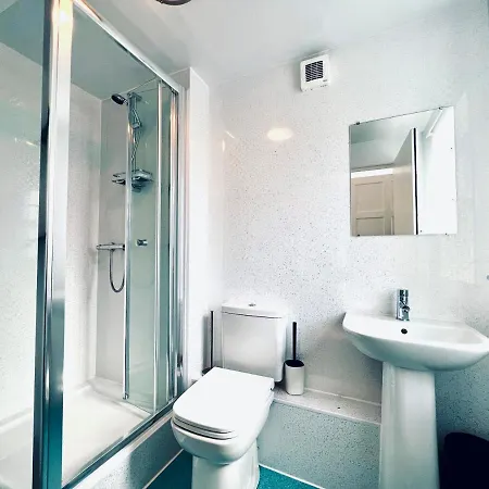 Сasa de vacaciones Pass The Keys Stunning 4bed House With Private Sauna In Centre Edimburgo