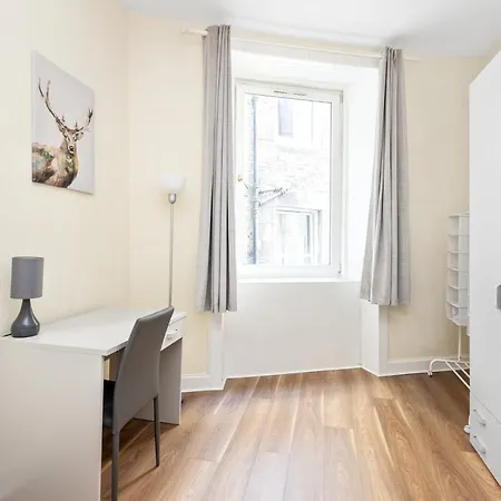 Altido Charming Flat Near Centre
