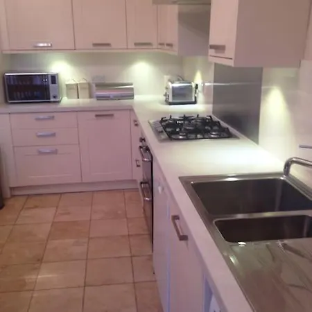 Beautiful Georgian New Town Flat