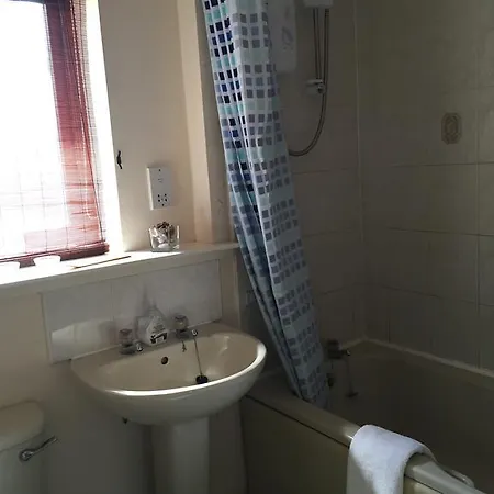 Apartment Claremont Court *