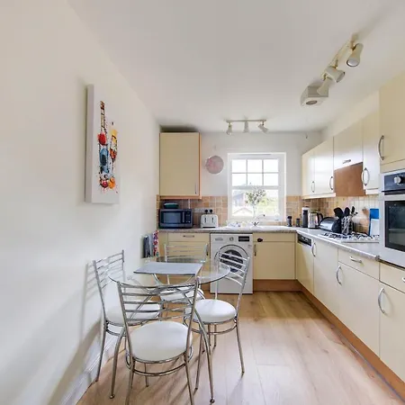 Guestready - Charming Flat With Free Parking *