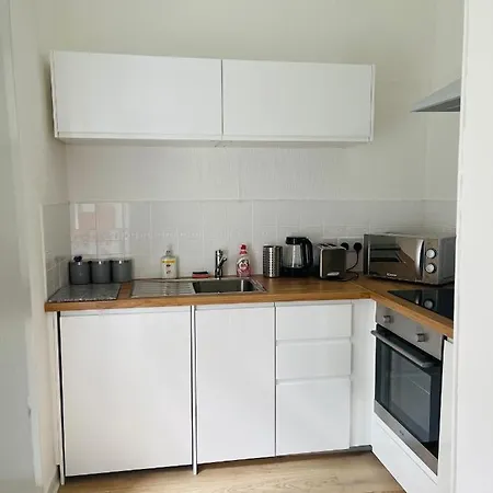 Apartament Ground Floor 1 Bedroom Flat In The Centre *