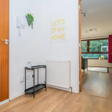 Newly Furnished 2bed Flat With Peaceful Views Apartment Edinburgh