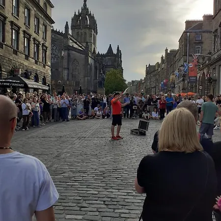 St Quarter 2 Bed Edinburgh