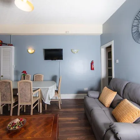 Super Central 4bedroom At The Meadows 에든버러
