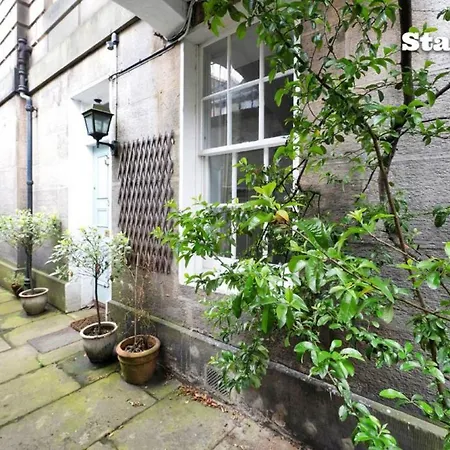 Classic Abode * Edinburgh