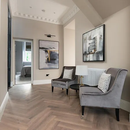 Luxury Georgian Retreat By Sovo Lägenhet