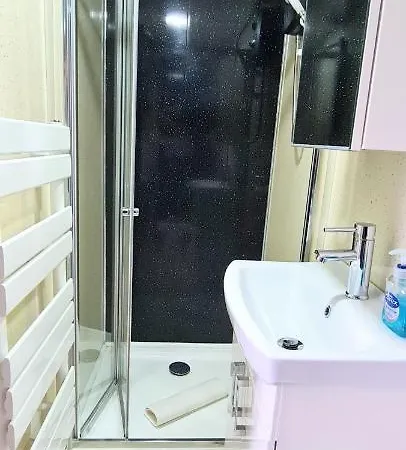 Spacious City Centre Double Ensuite Room