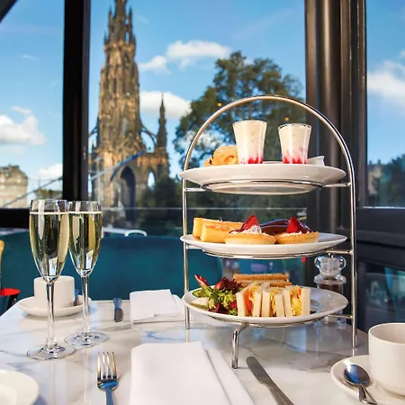 Mount Royal By The Unlimited Collection 4*