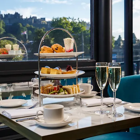 Mount Royal By The Unlimited Collection 4*