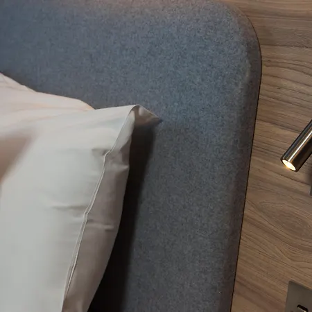Express West By Ihg