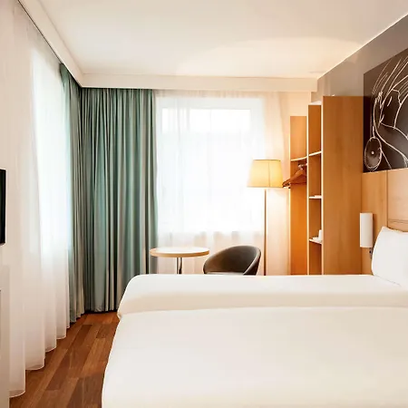 Ibis Centre South Bridge - Royal Mile 3* Edimburgo