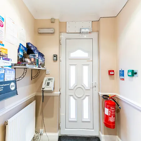 Arden Guest House, Craigmillar Castle Edinburg