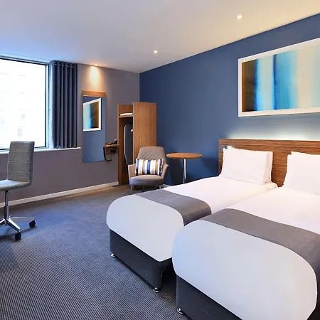 Travelodge 3* Edimburgo