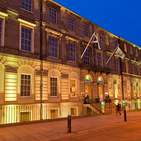 Express Centre By Ihg 3*