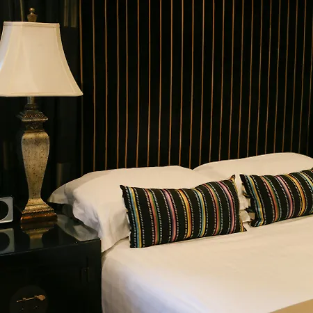 Hotel Nira Caledonia 4*