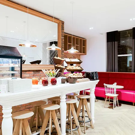 فندق Ibis Styles St Andrew Square