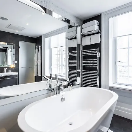 The On The Mile Ξενοδοχείο 4*