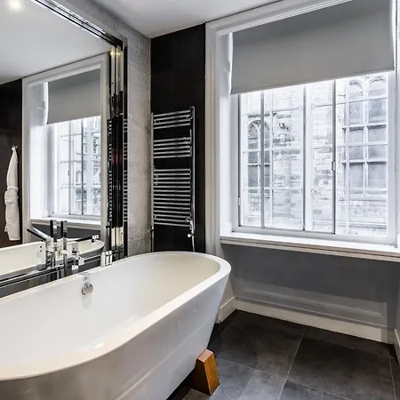 The On The Mile 4* Edinburgh