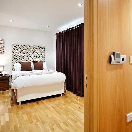 Staycity West End 4*