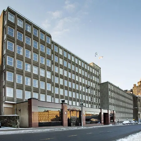 ليوناردو رويال 4*