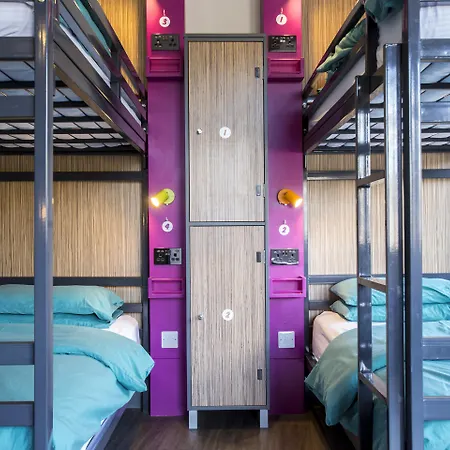 Kick Ass Greyfriars (adults Only) Hostel EDI