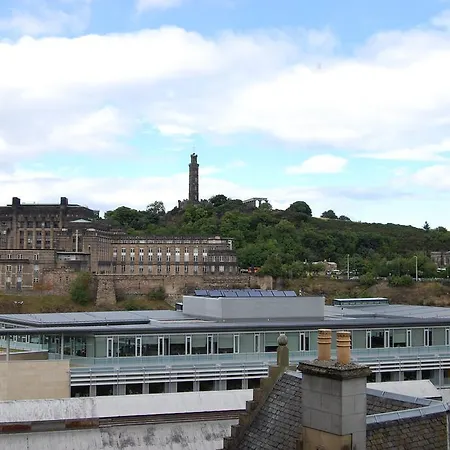 Daire Royal Mile Cranston *