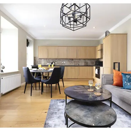Royal Mile By Joivy Apartamento *