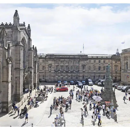 Royal Mile By Joivy Edimburgo