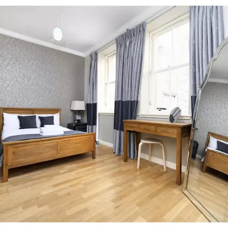 Royal Mile By Joivy *