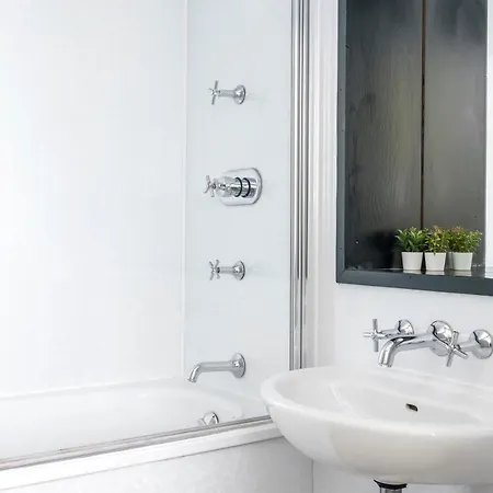 Altido 80 Causewayside