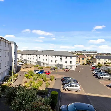 Joivy Modern 2 Bed Flat Near Murrayfield Stadium إدنبرة