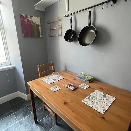 Apartment 1 Bedroom In Old Town