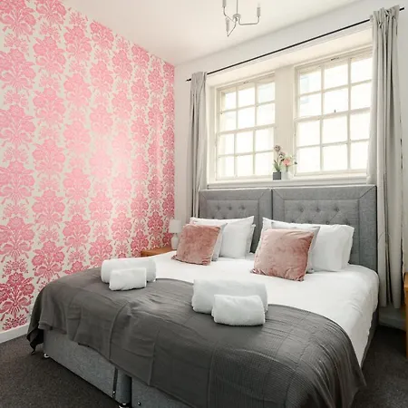 2 Bedroom Royal Mile Apartmán *