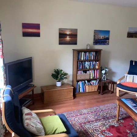 Holiday home Midkinleith Farm