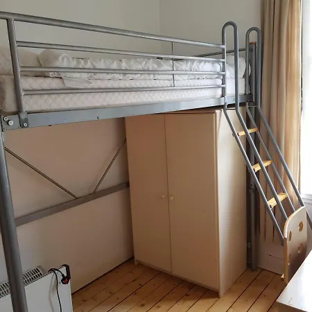 Spacious 2-bed Homely Base By Water Of Leith
