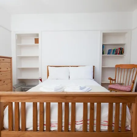 Spacious 2-bed Homely Base By Water Of Leith Edinburgh