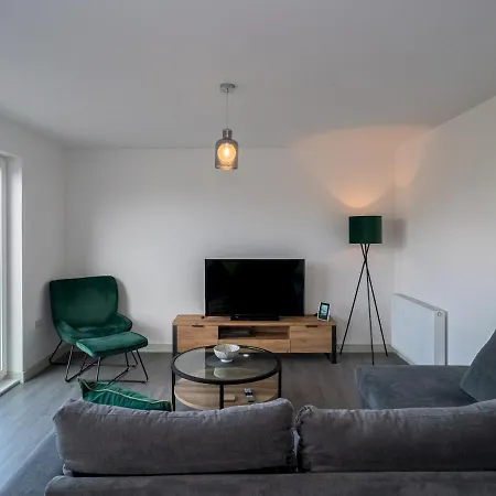 Modern 3bed Flat With Free Parking And Stunning Views * Edinburgh