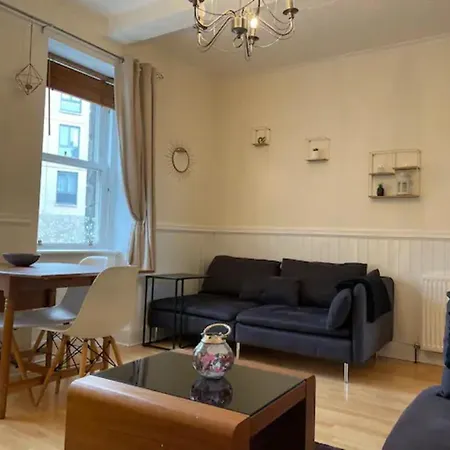 Apartment Central Spacious 3 Bedroom