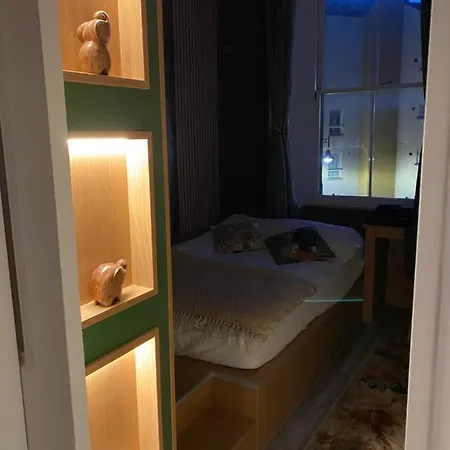 Wee Grandeur Apartement *