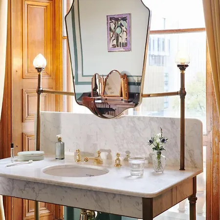 Gleneagles Townhouse Hotel