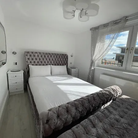 Flat On The Shore Apartment