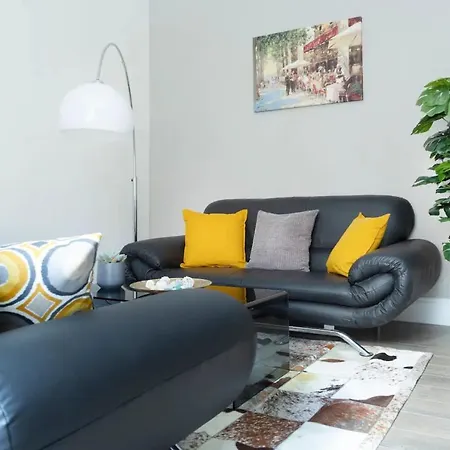 Apartment Bright 2 Bedroom Flat Next To Meadows Park *