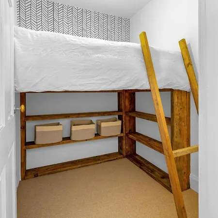 Stylish, Modern & Comfortable 2 Bedroom - Near Centre - Free Parking * Édimbourg